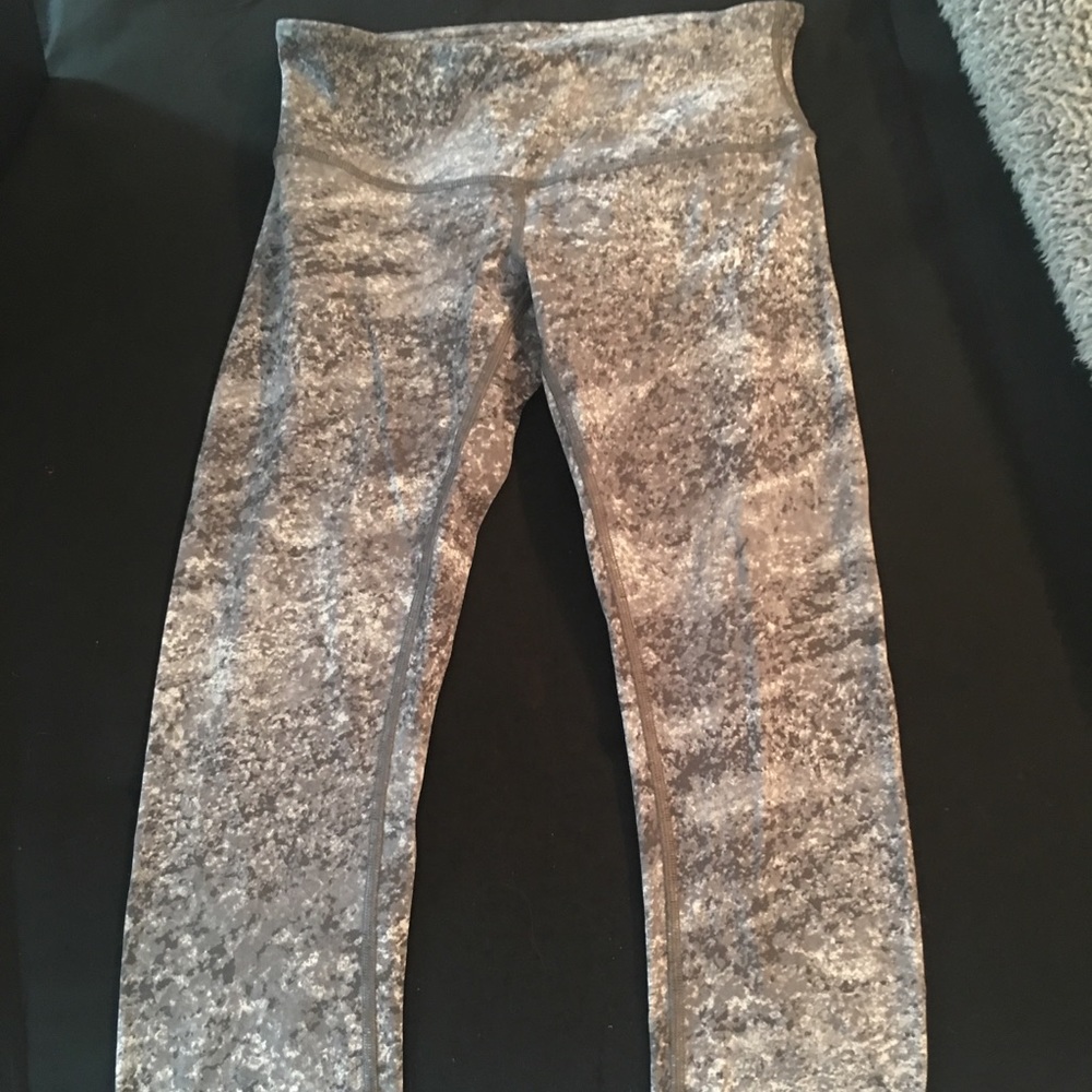 Never work before lulu leggings